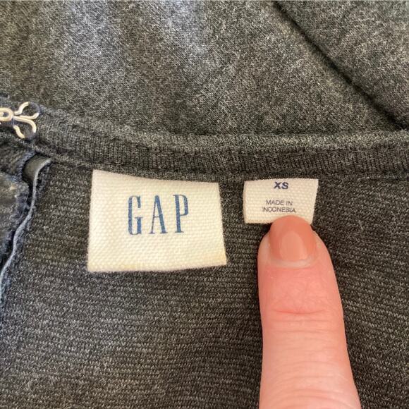 Gap Grey Stretch Shift Dress, Size XS - Picture 4 of 5